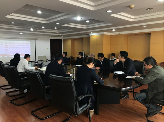 
召开《深入学习贯彻党的十九届 四中全会精神》专题党课